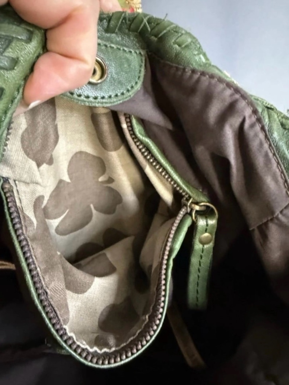 Lucky Brand Green Italian Leather Hobo! GUC!! - Picture 11 of 14